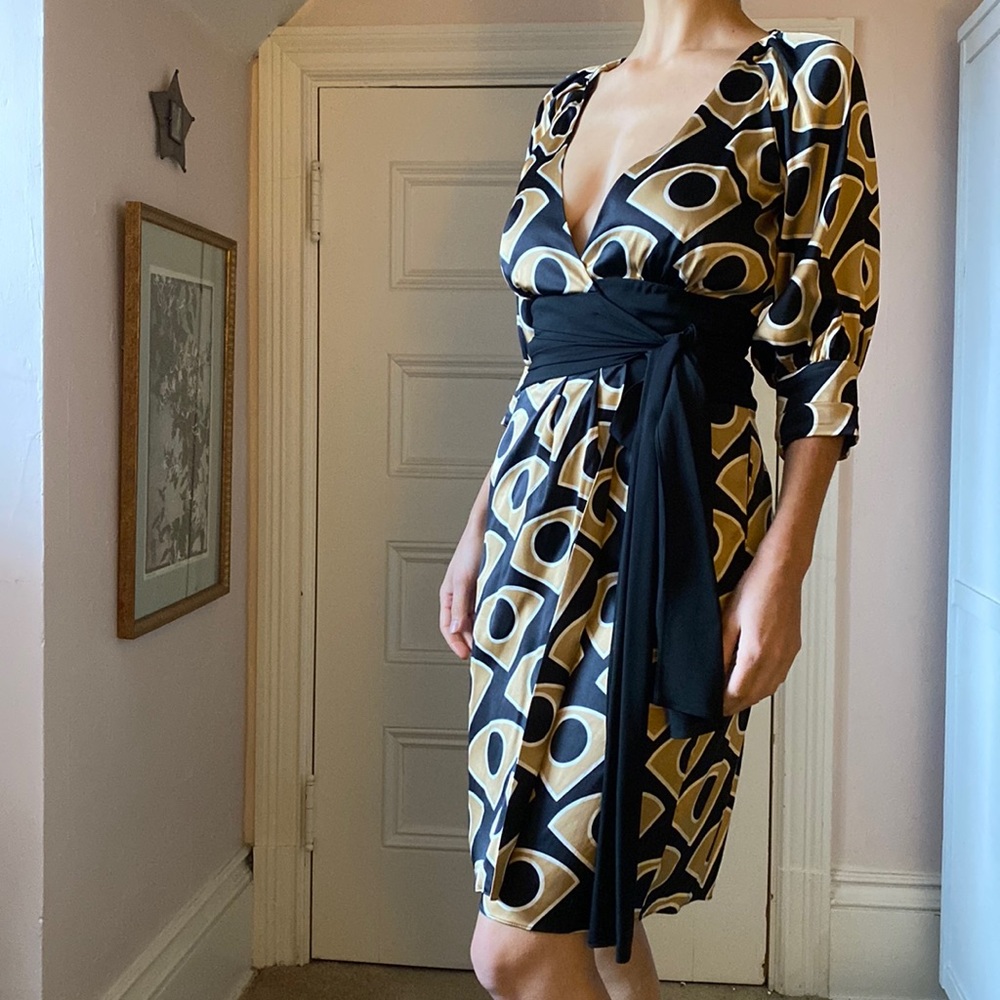 Diane von Furstenberg
Gold/Black/White Lani Designer Dress